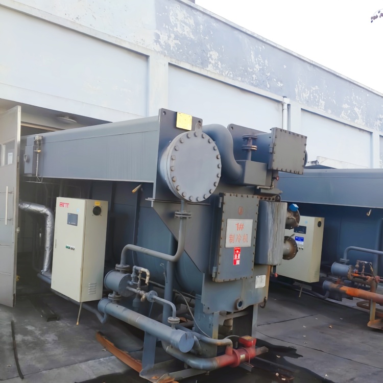 溴化鋰制冷機正方圖124.jpg 溴化鋰制冷機正方圖124.jpg